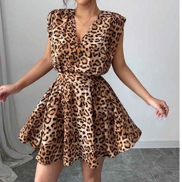 Leopard Print V neck Open Back Ruffle Hem Mini Dress - Picture 1 of 4